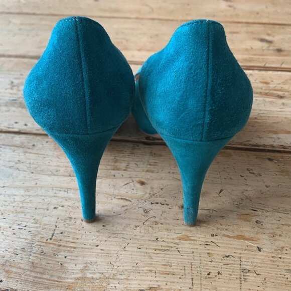 PRADA Milano Green Velvet Heels - Picture 4 of 12